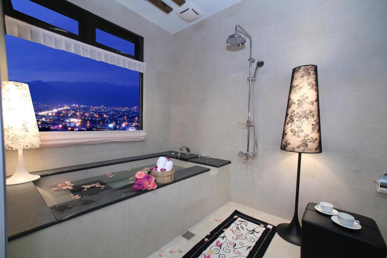ג'יאושי Spring Fountain Hotel מראה חיצוני תמונה